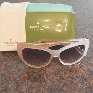 Beautiful pink Kate Spade "hello sunshine" sunglasses
